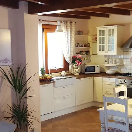 Rosi Villa *
